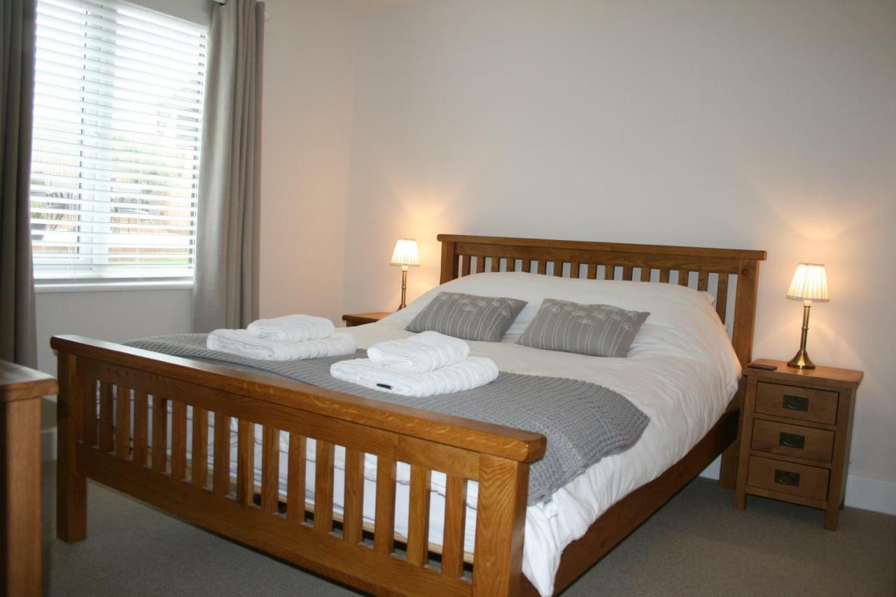 הוילה וורטינג South Downs Rural Retreats מראה חיצוני תמונה