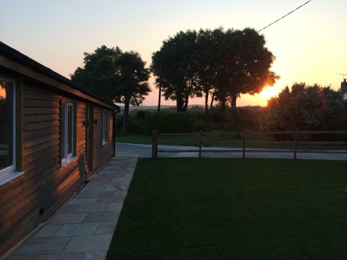 הוילה וורטינג South Downs Rural Retreats מראה חיצוני תמונה